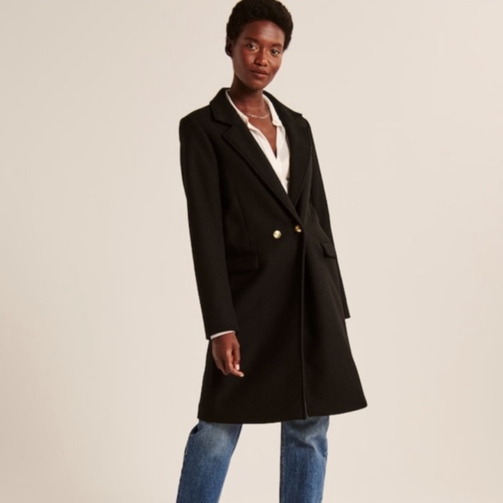 Black Abercrombie And Fitch coat w/ gold buttons. Brand new with tags size small